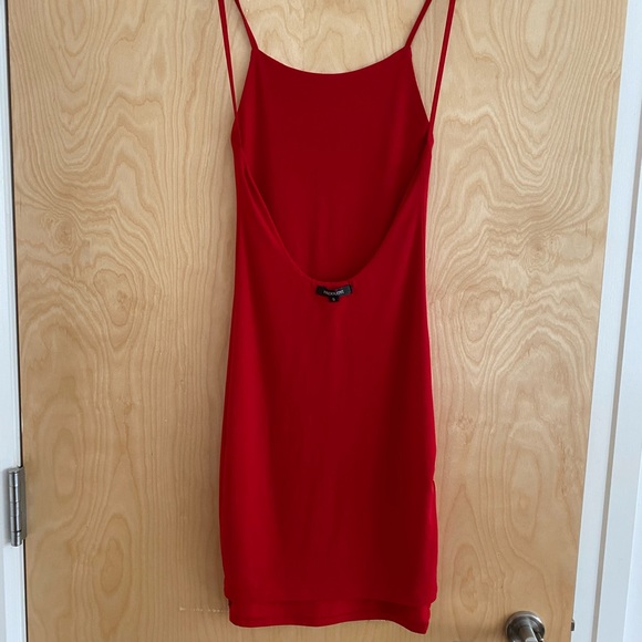 Dresses & Skirts - Low back midi red dress, XS